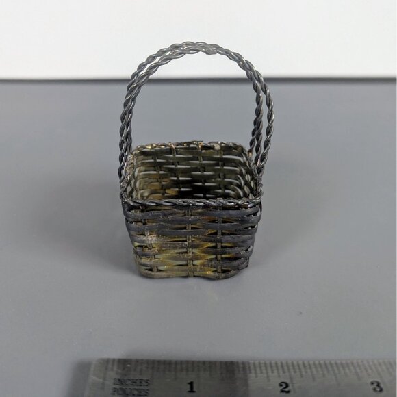 Antique Silver plated miniature ring basket trinket dish metal straw container - Picture 3 of 3
